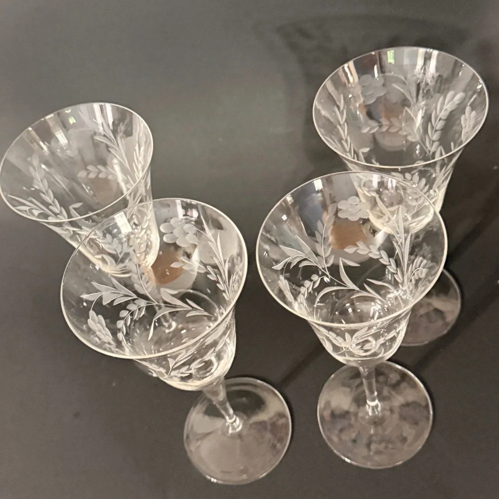 Vintage Floral Etched Crystal Wine Glasses Set of 4 Gray Cut Stemware 8.25in